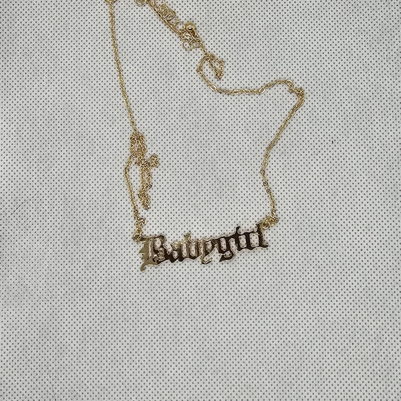 Fashion Necklace "babygirl" Gold Tone - Picture 2 of 3